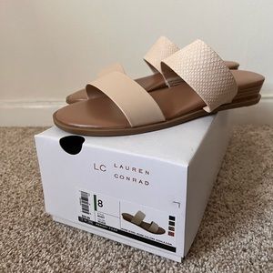 LAUREN CONRAD sandal
